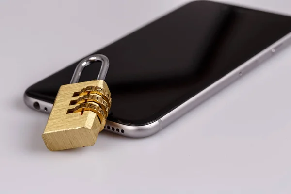 Apple’s End-to-End Encryption for iCloud Backups