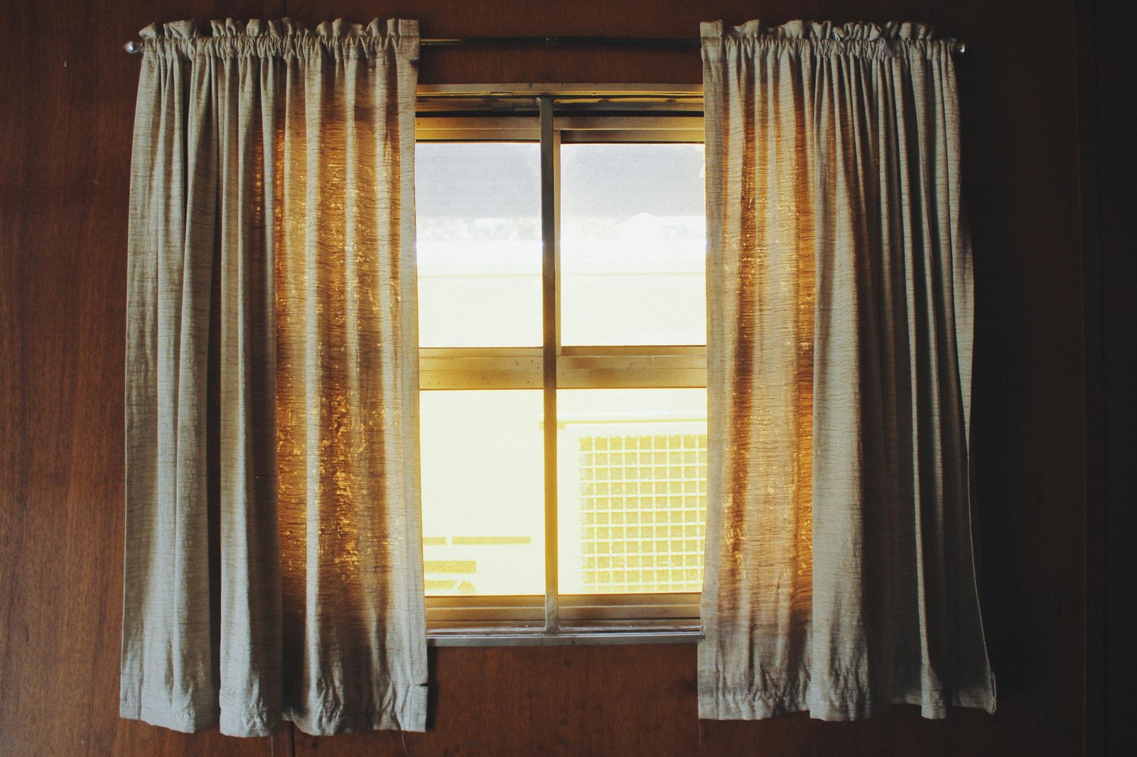Why Correct Window Sizing Is Essential for a Proper Fit?