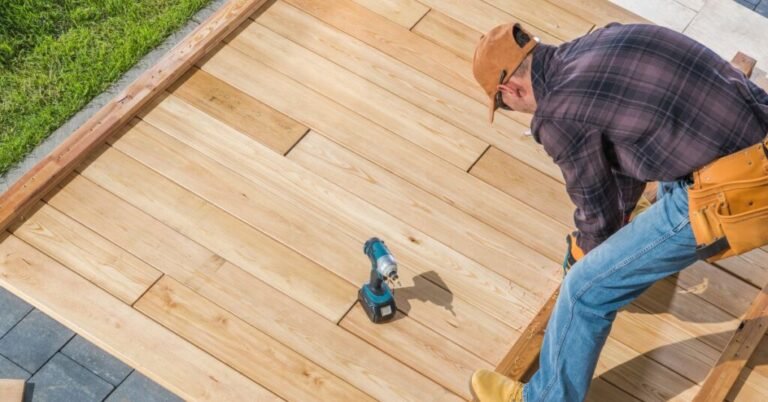 The Benefits of Hiring a Professional Deck Builder